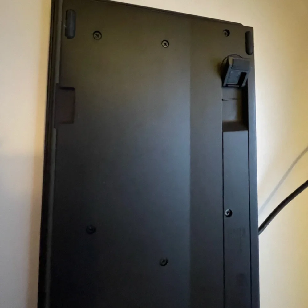 Wired DELL keyboard.